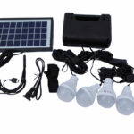 Kit de energ&iacute;a solar x 4 Bombillos + USB + SD + Lampara